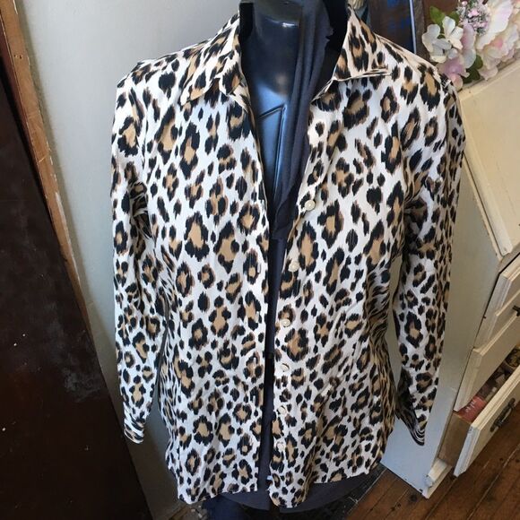 Chico's Tops - Chico’s No Iron leopard spot button down shirt